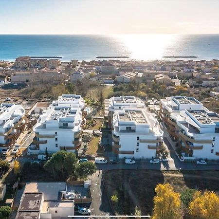 Sérignan T2 Neuf + Piscine, 5 Mn A Pied Des Plages מראה חיצוני תמונה